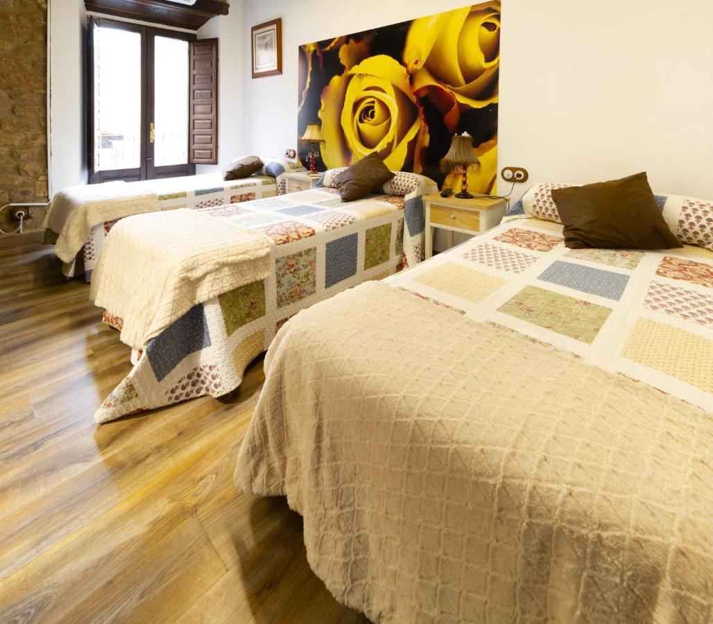 La Pata De Oca Hostal Rural Y Albergue Torres del Rio Esterno foto