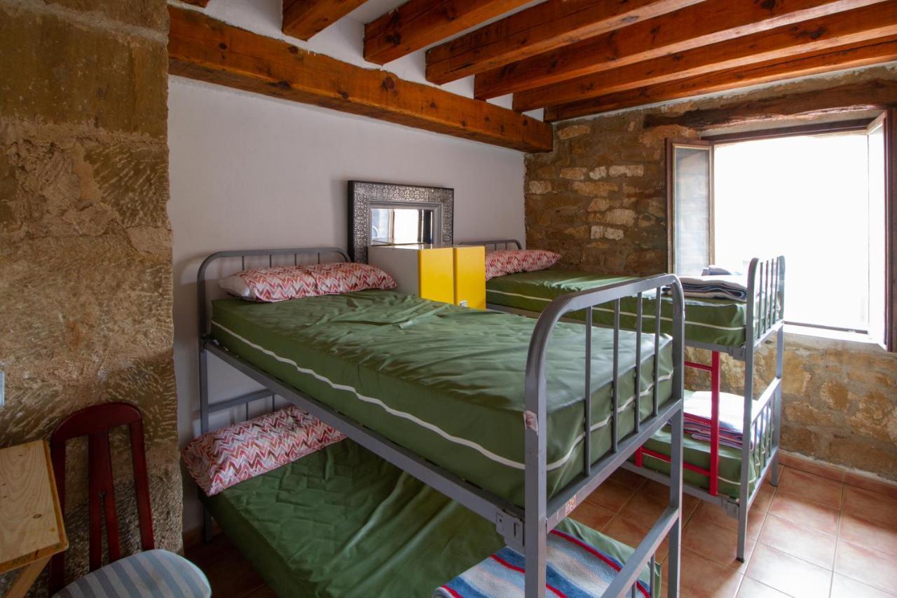 La Pata De Oca Hostal Rural Y Albergue Torres del Rio Esterno foto